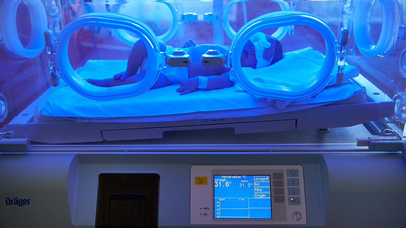 ujszulott csecsemo es gyermekgyogyaszati inkubator