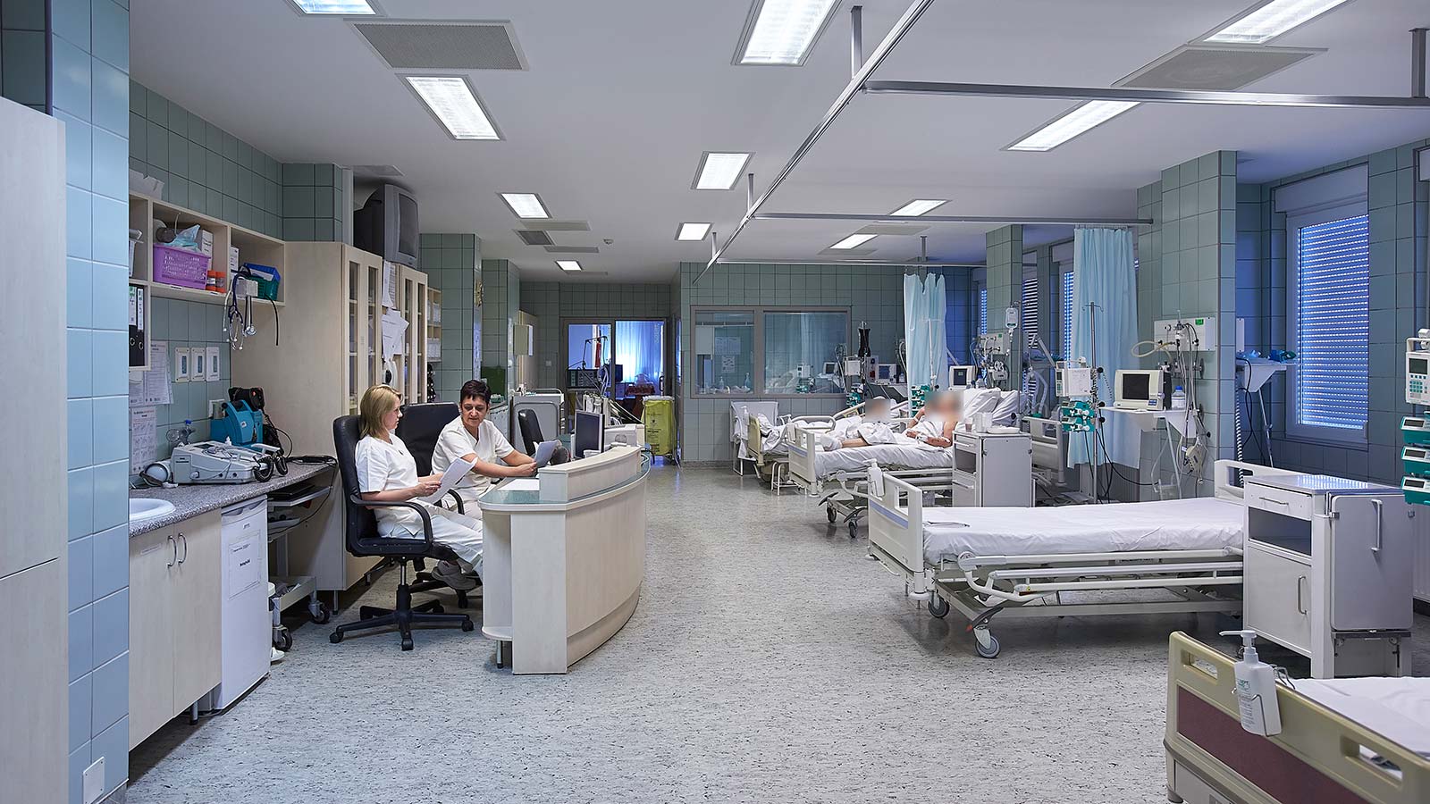 intenziv es aneszteziologia megfigyelo